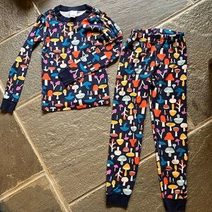 Hanna Andersson Mushroom Pajamas Size 8